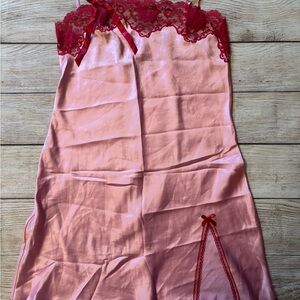 Victoria's Secret Pink Chemise with Red Lace, size small- Vintage
